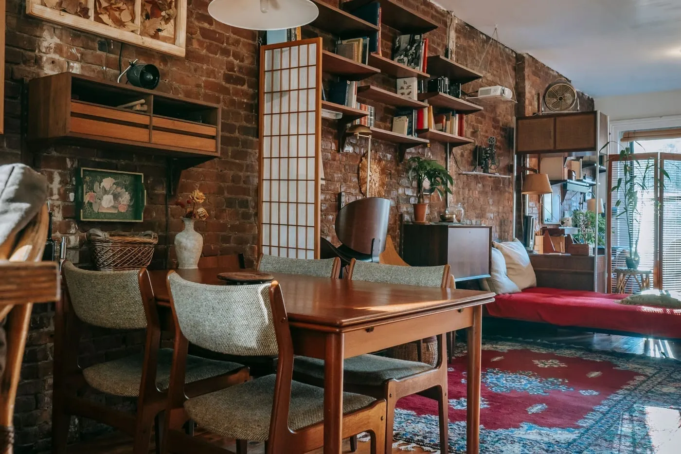 Facebook Marketplace Finds for Furnishing